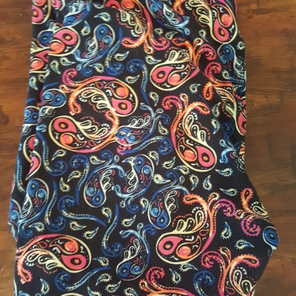Lularoe tall and curvy